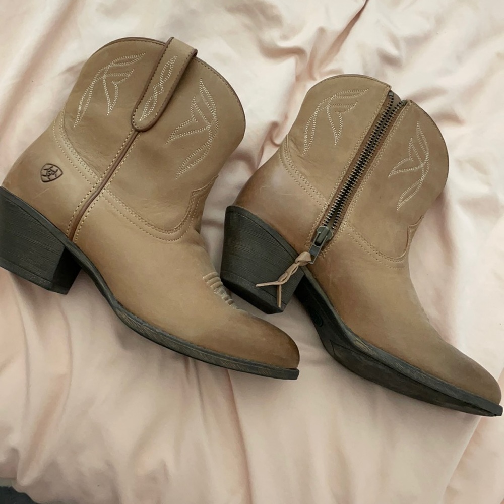 Ariat Darlin Western Boots